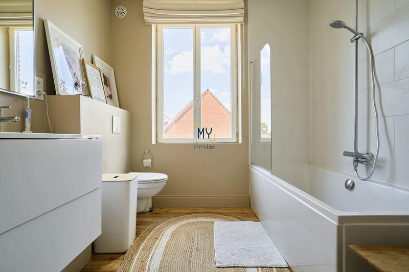 Maison - 120 m² - 4 pièces