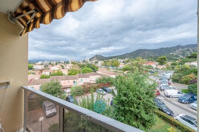 Appartement - 65 m² - 4 pièces