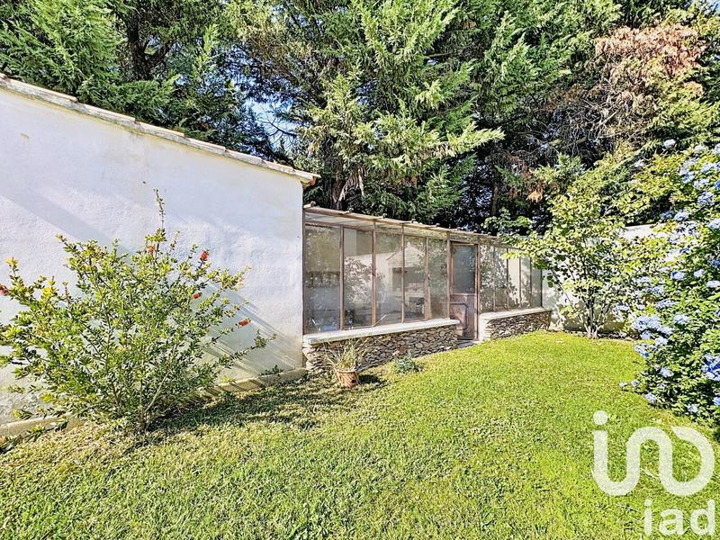 Maison - 300 m² - 8 pièces