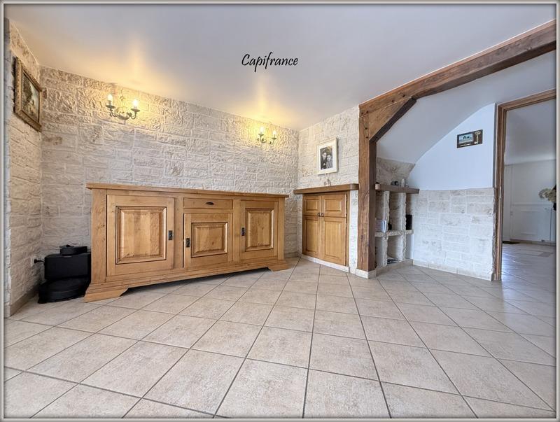 Maison - 143 m² - 7 pièces