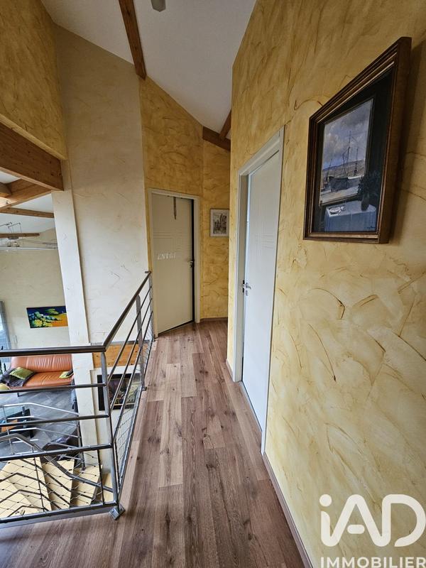 Maison - 215 m² - 7 pièces