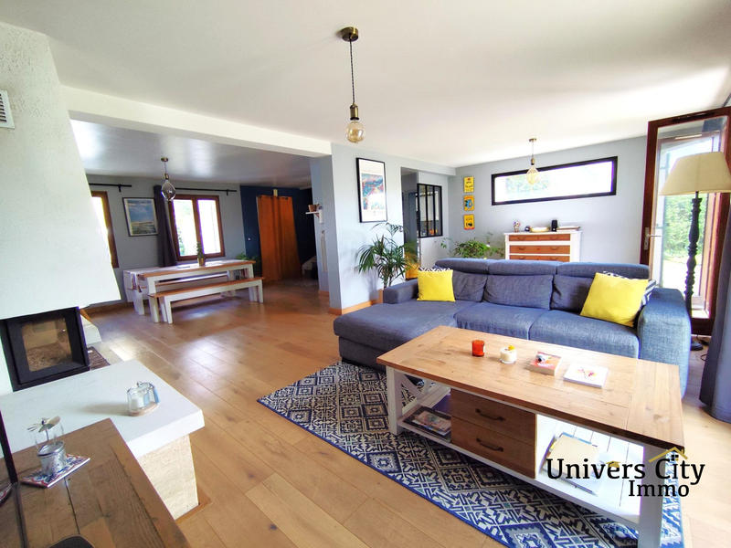 Maison - 123 m² - 6 pièces