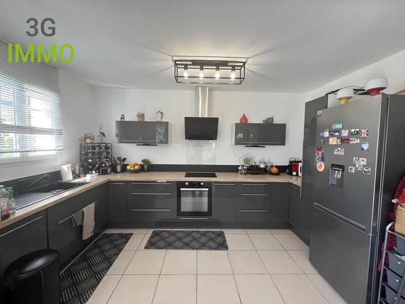 Maison - 138 m² - 5 pièces