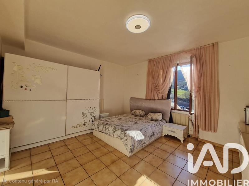 Appartement - 103 m² - 4 pièces