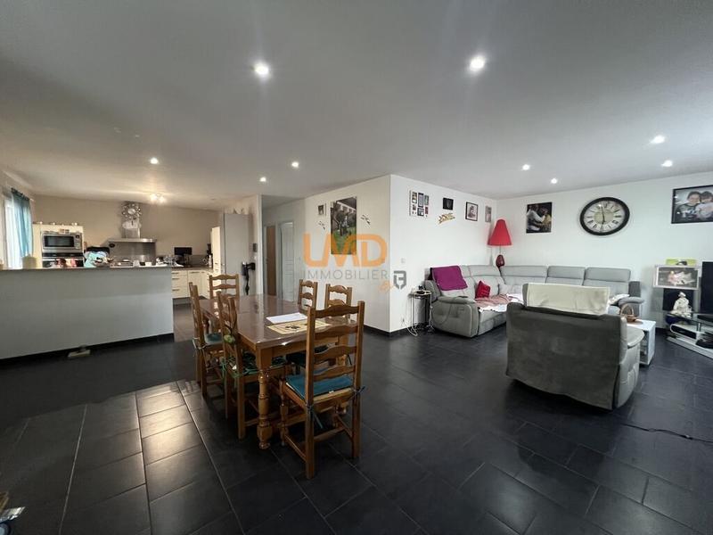 Maison - 112 m² - 5 pièces