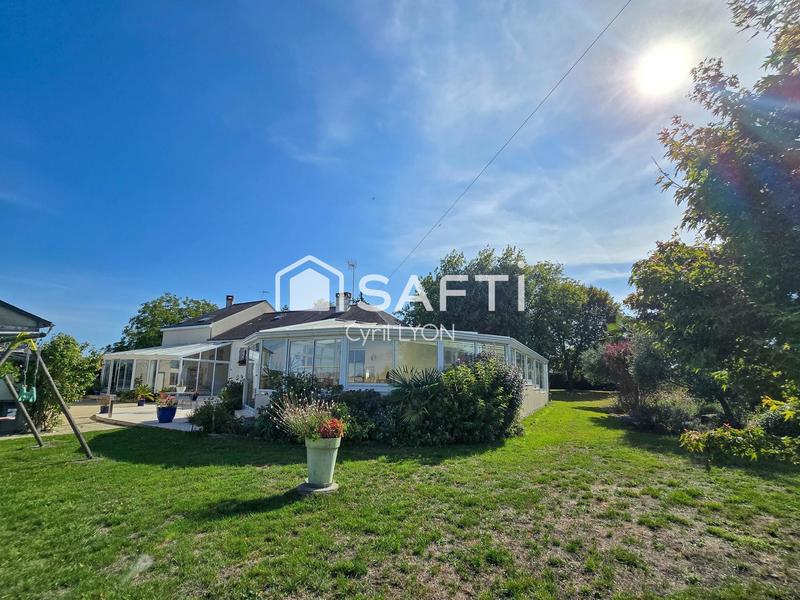 Maison - 208 m² - 7 pièces