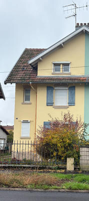 Maison - 93 m² - 5 pièces