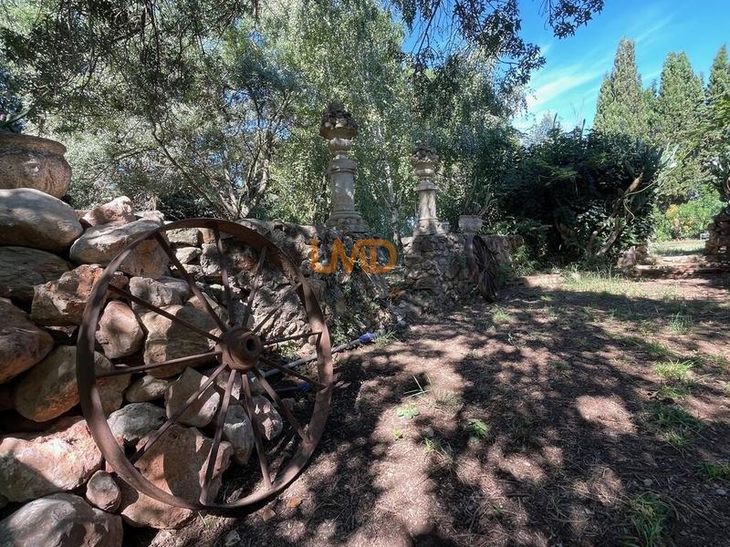 Mas - 330 m² - 8 pièces