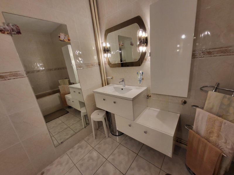 Appartement - 96 m² - 4 pièces