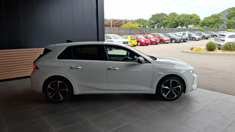 Opel Astra 1.2 Turbo 130ch Bva8 Elegance Business