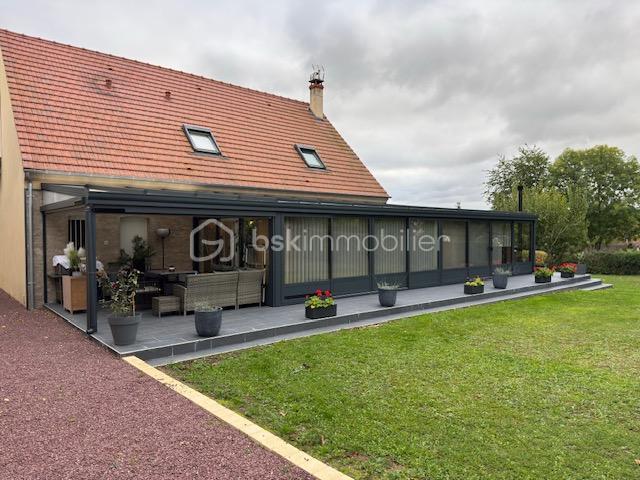 Maison - 186 m² - 9 pièces