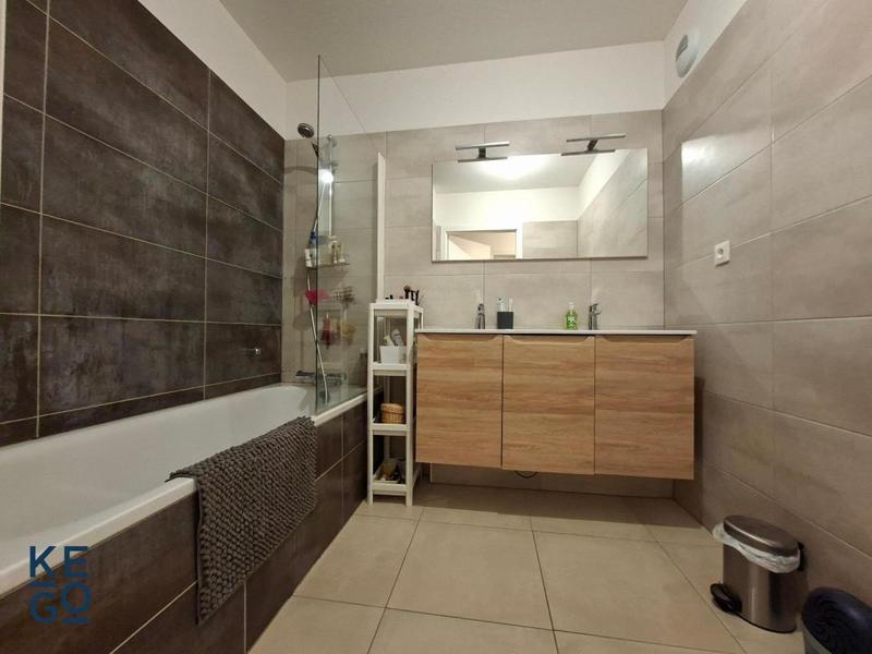 Appartement - 67 m² - 3 pièces