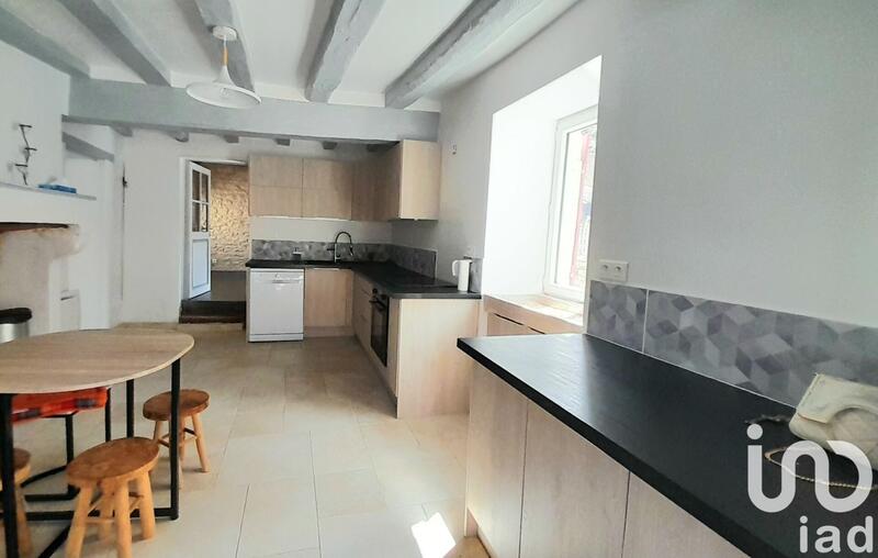 Maison de village - 328 m² - 8 pièces