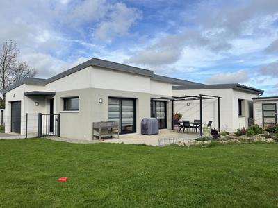 Maison - 103 m² - 4 pièces