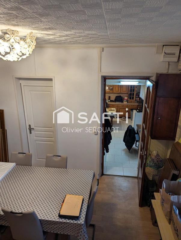 Maison - 85 m² - 5 pièces