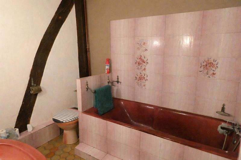 Maison - 170 m² - 9 pièces