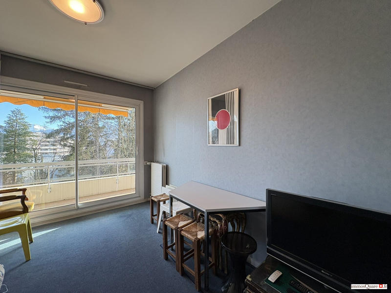 Appartement - 169 m² - 7 pièces