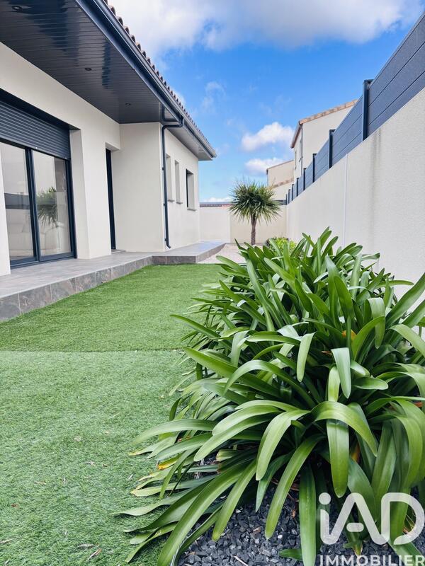 Maison - 92 m² - 3 pièces