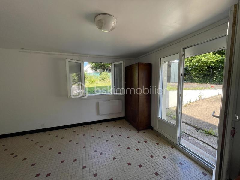 Maison traditionnelle - 175 m² - 8 pièces