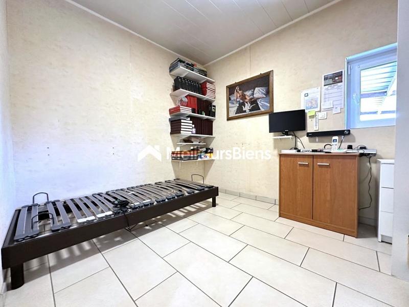 Maison - 197 m² - 8 pièces