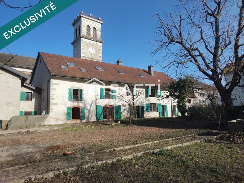 Maison - 558 m² - 23 pièces