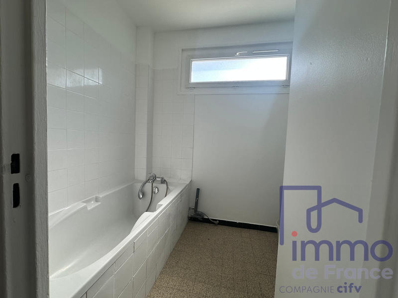 Appartement - 70 m² - 4 pièces