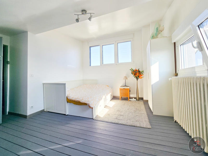 Maison - 150 m² - 7 pièces