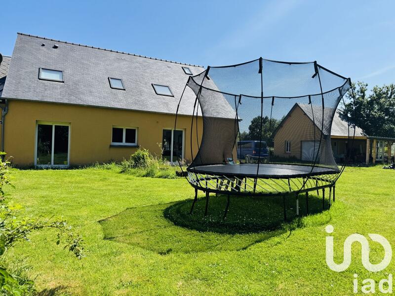 Maison - 188 m² - 8 pièces