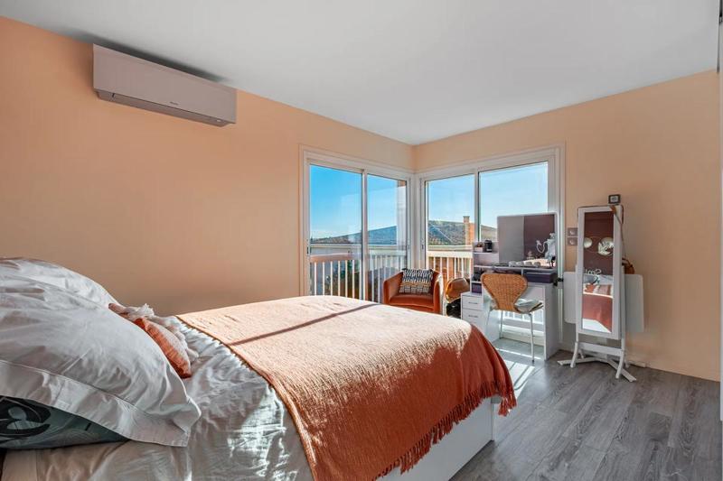 Appartement - 87 m² - 3 pièces