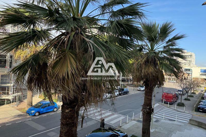 Appartement - 102 m² - 4 pièces