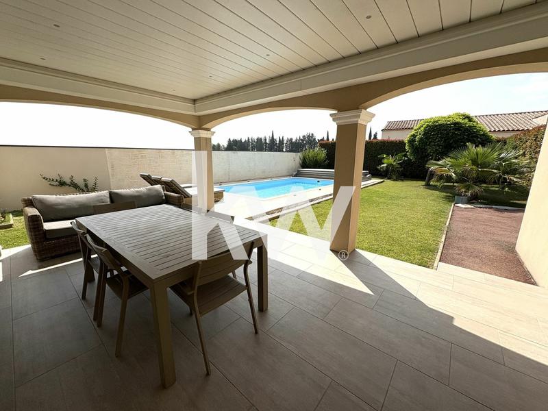 Maison - 165 m² - 6 pièces