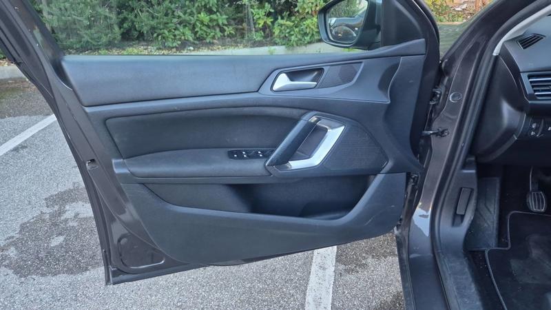 Peugeot 308 1.6 BlueHDi 100 Style