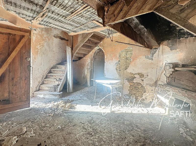 Maison - 100 m² - 1 pièce