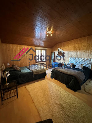 Maison - 141 m² - 5 pièces