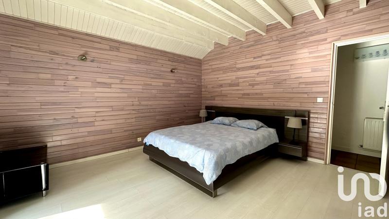 Maison - 260 m² - 9 pièces