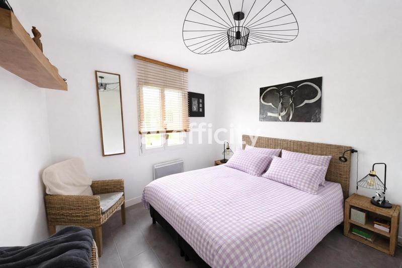 Maison - 80 m² - 4 pièces