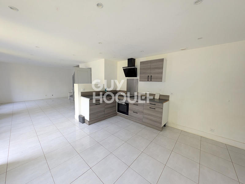 Maison - 75 m² - 5 pièces