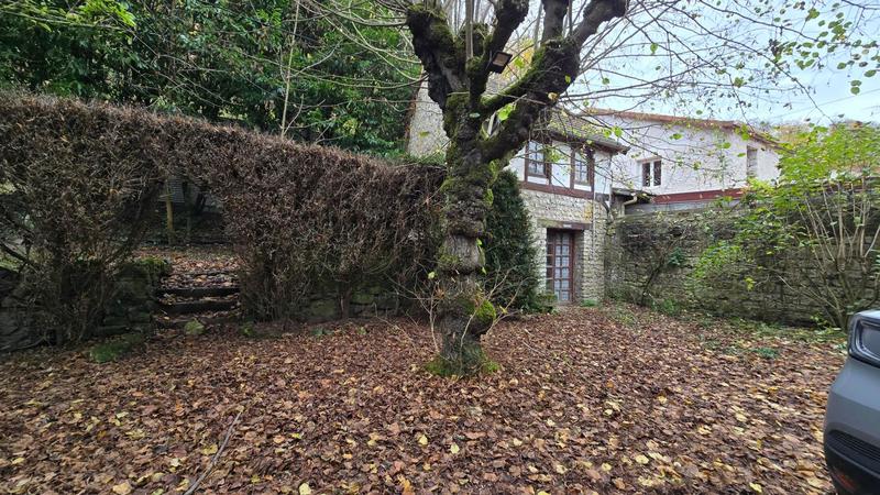 Immeuble - 140 m² - 6 pièces