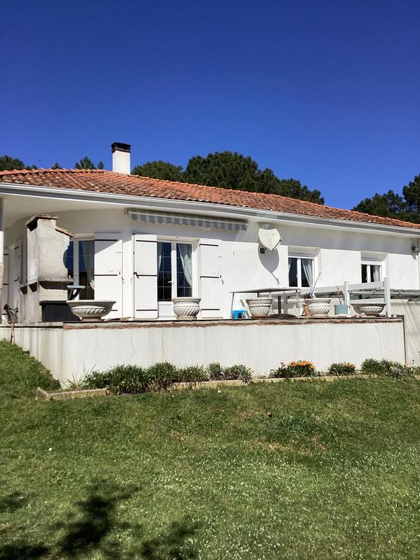 Maison traditionnelle - 100 m² - 6 pièces