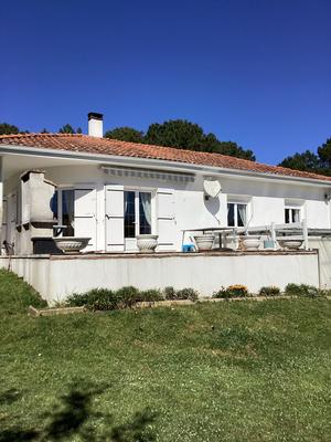 Maison traditionnelle - 100 m² - 6 pièces