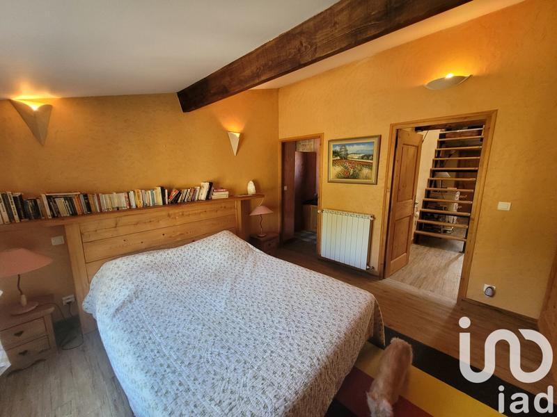 Maison - 445 m² - 15 pièces