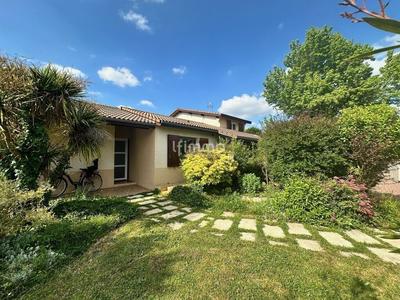 Maison - 123 m² - 6 pièces