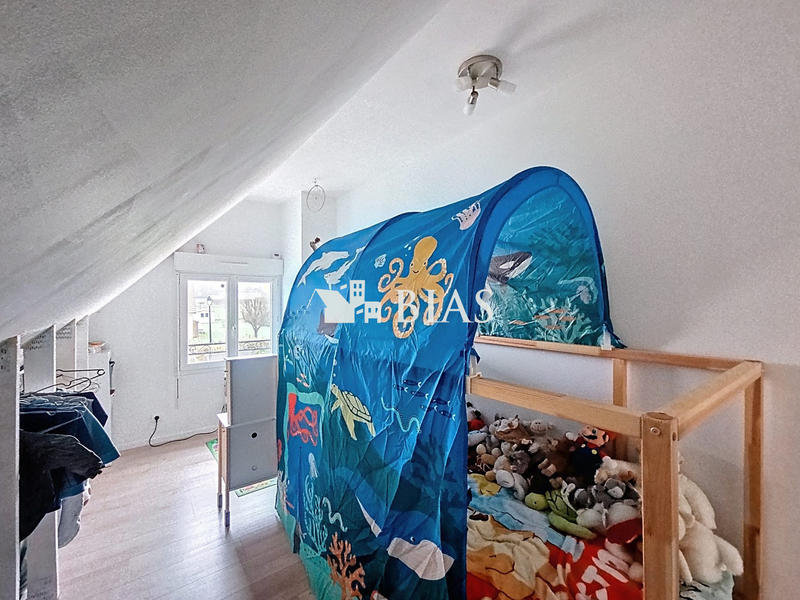 Maison - 102 m² - 5 pièces