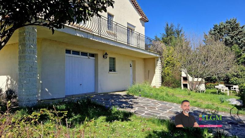 Maison - 166 m² - 6 pièces