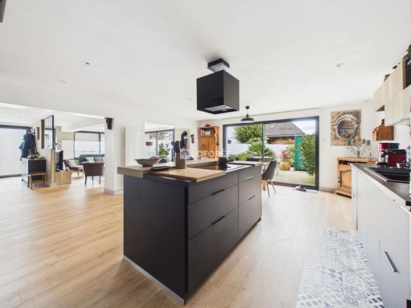 Maison - 150 m² - 6 pièces