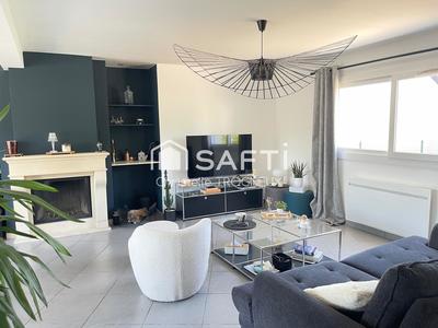 Maison - 137 m² - 6 pièces