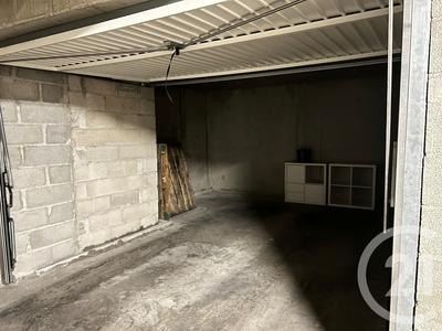 Parking / Garage - 22 m²