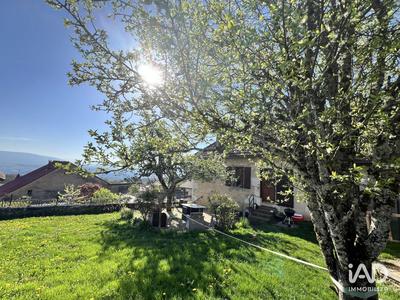 Maison - 237 m² - 6 pièces