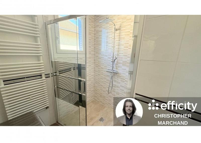 Maison - 198 m² - 8 pièces