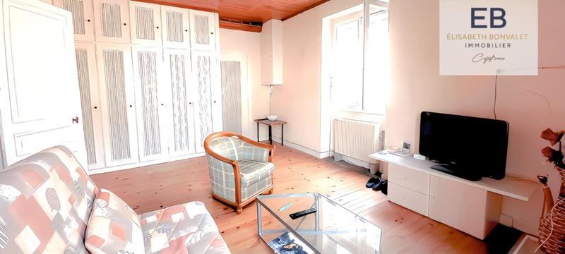 Corps de ferme - 560 m² - 4 pièces